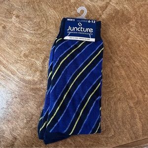 🆓 W/ ANY PURCHASE 🆕 Juncture Striped Socks